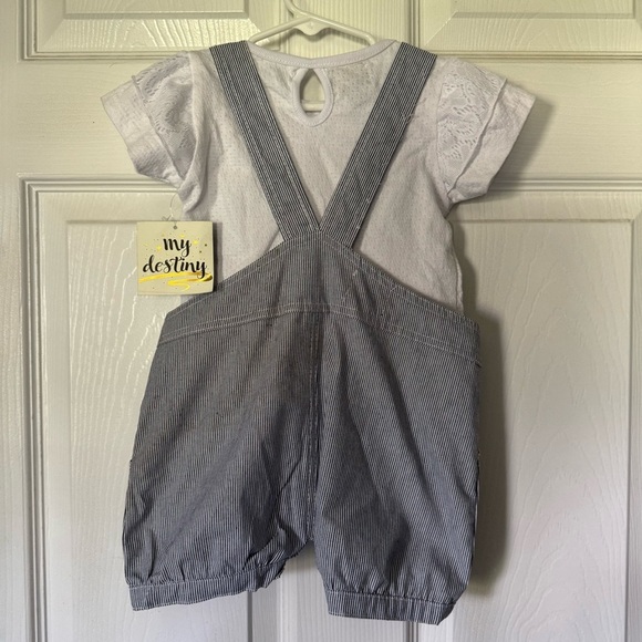 My destiny Toddler Girl NWT Overalls with Floral Embroidery Size 18 Months - Picture 3 of 9